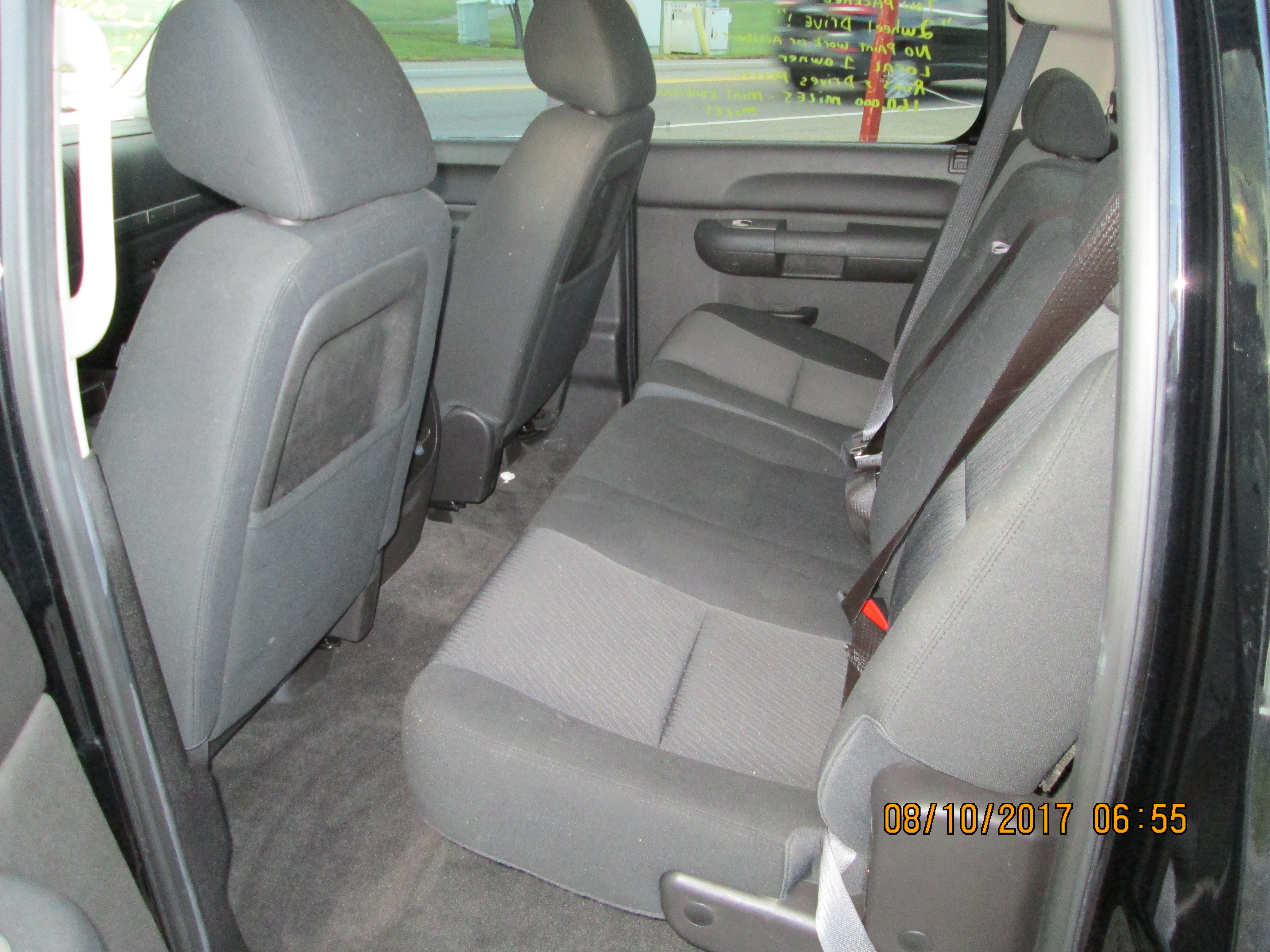 webassets/2012chevy1500rear.JPG