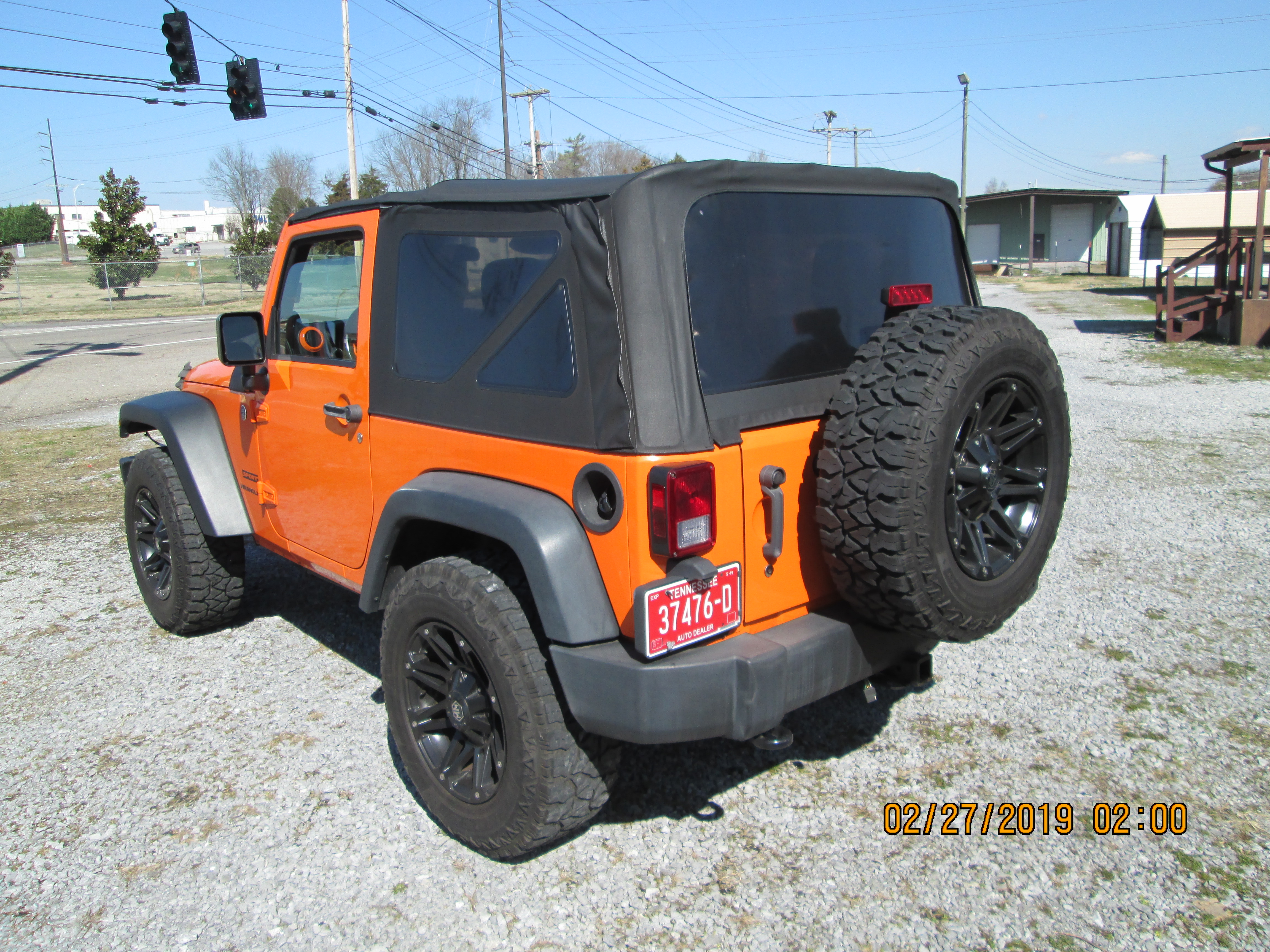 webassets/2012orangejeeprear.JPG