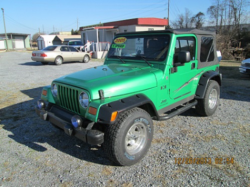 webassets/greenjeepfront.JPG